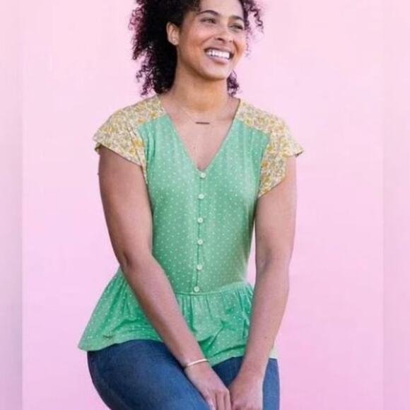 Matilda Jane Free To Be Green Mixed Print Peplum Style Short Sleeve Top Large - Picture 1 of 7